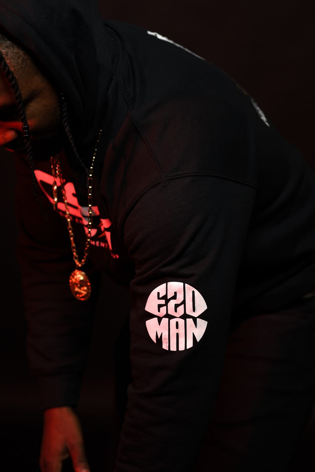 🔥 EZOS HOODIES – Made for the Real Ones