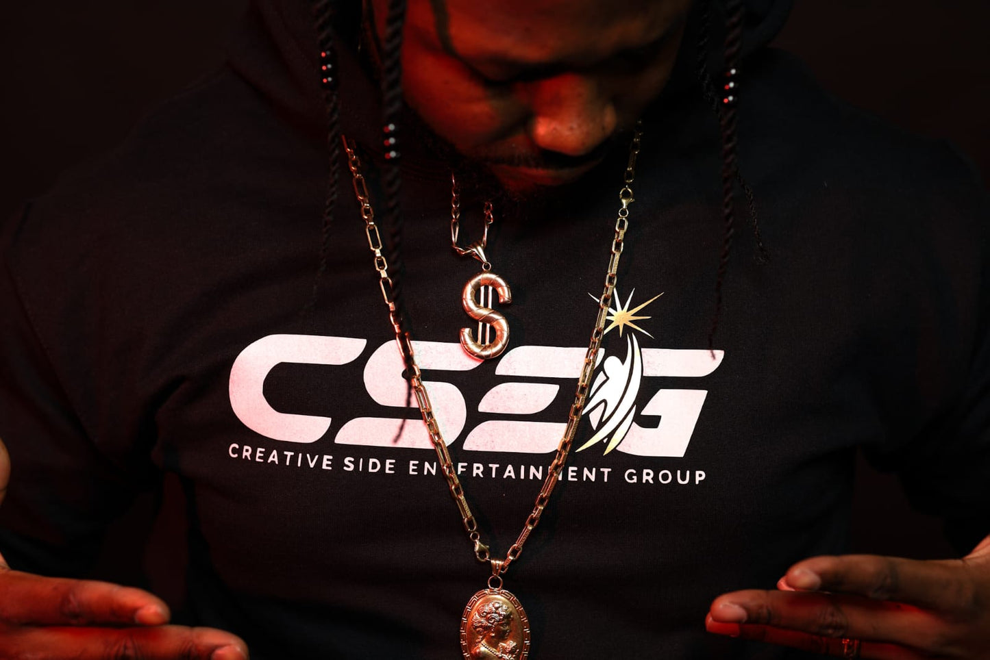 🔥 EZOS HOODIES – Made for the Real Ones